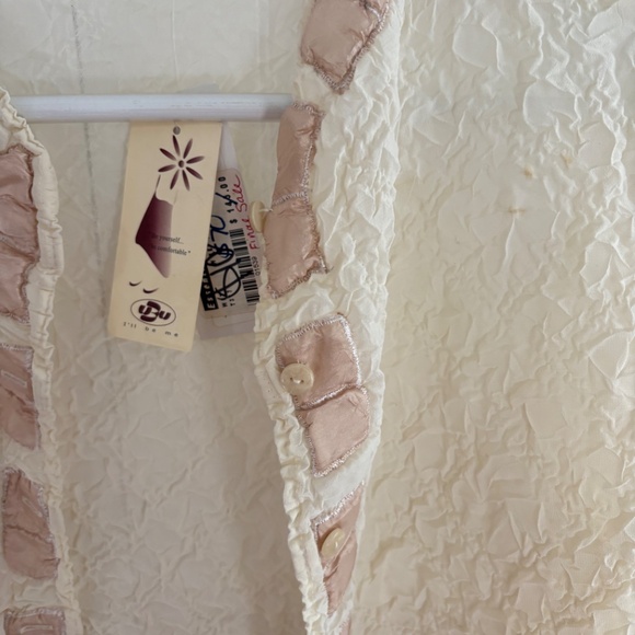 UBU Bed Jacket - Picture 11 of 11